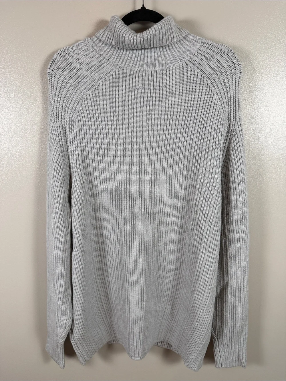 7 Diamonds Men's Turtleneck Sweater in Light Gray